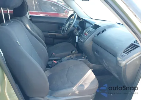 2013 Kia Soul z USA, uszkodzony, nr VIN KNDJT2A5XD7602581